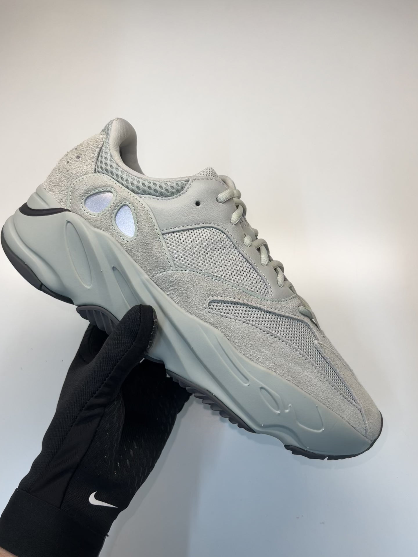 Yeezy Boost 700 Salt