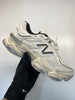 Laad en speel video af in Galerijviewer, New Balance 9060 Turtledove Black Silver Metallic